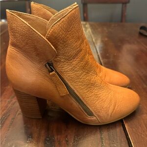 Silent D Uriah Tan Leather Ankle Boots | Size EU 38